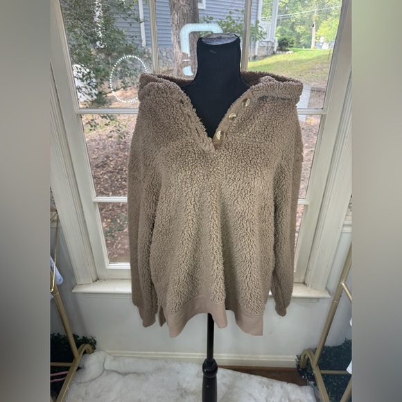 Sonoma Soft and Tan Hooded Sweater Size Large Fluffy - Picture 1 of 10